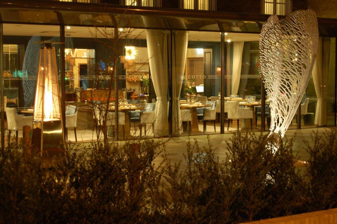 Gonville Hotel CBG Екстериор снимка